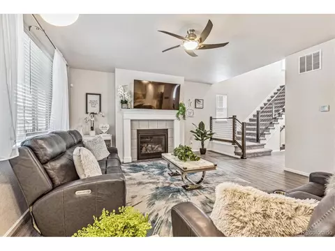 22138 E Tufts Dr, Aurora, CO 80015 photo 3