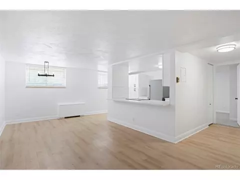 1155 N Ash St #103, Denver, CO 80220