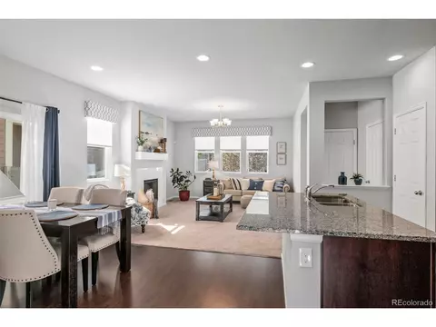 15762 E Warner Dr, Denver, CO 80239 photo 11