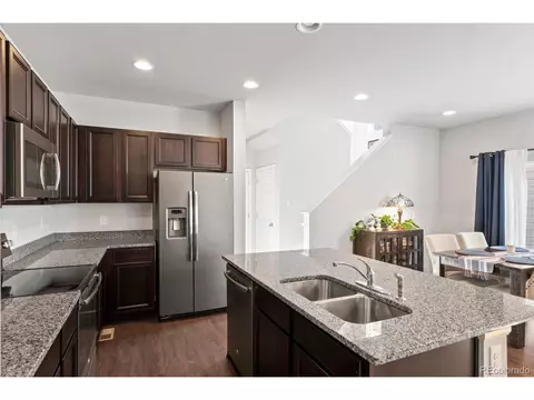 15762 E Warner Dr, Denver, CO 80239 photo 16