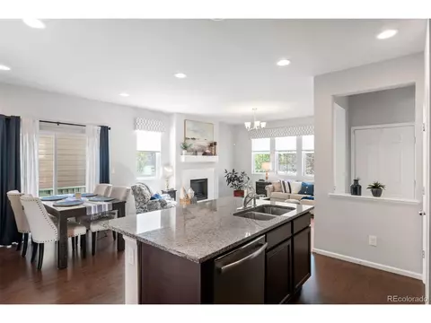 15762 E Warner Dr, Denver, CO 80239 photo 12