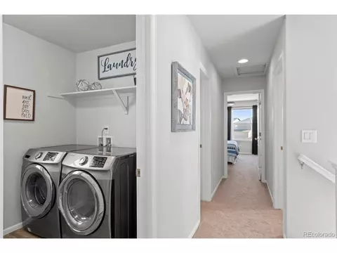 15762 E Warner Dr, Denver, CO 80239 photo 25