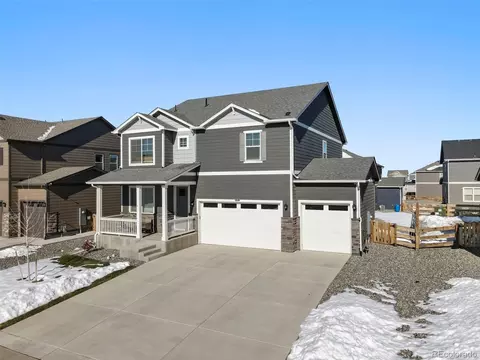 45827 Red Tail Dr, Bennett, CO 80102 photo 2