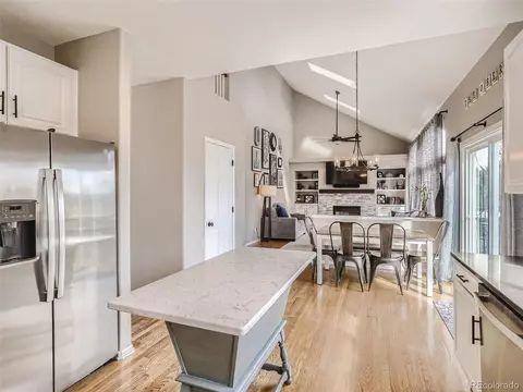 18924 E Berry Dr, Aurora, CO 80015 photo 2