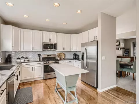 18924 E Berry Dr, Aurora, CO 80015 photo 3