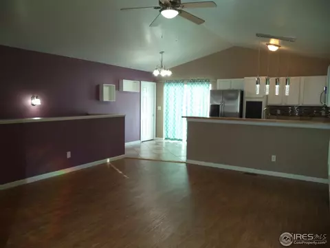 4236 Laurel Dr, Evans, CO 80620 photo 2
