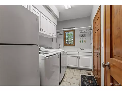 5703 Fig Way, Arvada, CO 80002 photo 14