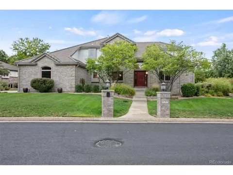 5703 Fig Way, Arvada, CO 80002 photo 1