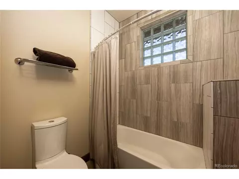 Bath - 211 Gcr 5223prairie Clover Ct, Tabernash, CO 80478 photo 4 of 5