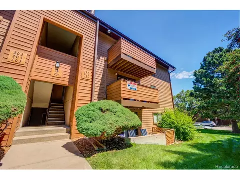 201 Wright St #204, Lakewood, CO 80228 photo 1