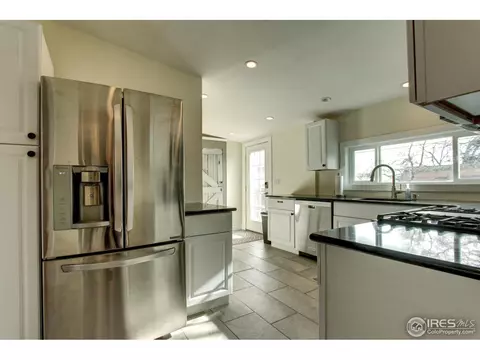 2448 Pine St, Boulder, CO 80302 photo 17