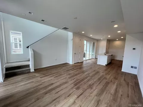 21191 E 67th Ave, Aurora, CO 80019 photo 3
