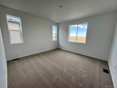 21191 E 67th Ave, Aurora, CO 80019 photo 9