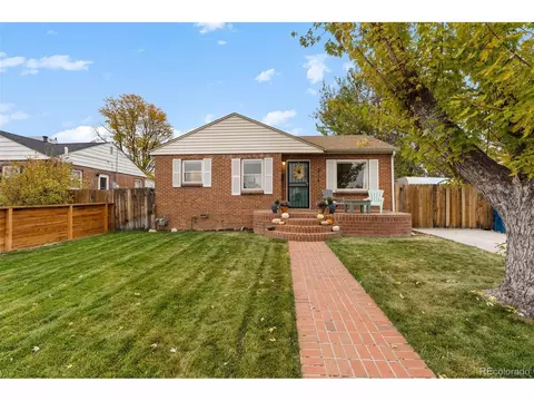3174 S Delaware St, Englewood, CO 80110