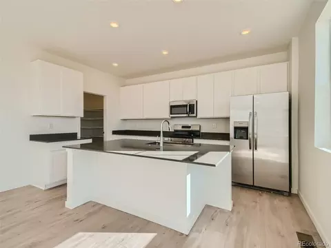 13122 E 99th Pl, Commerce City, CO 80022 photo 8