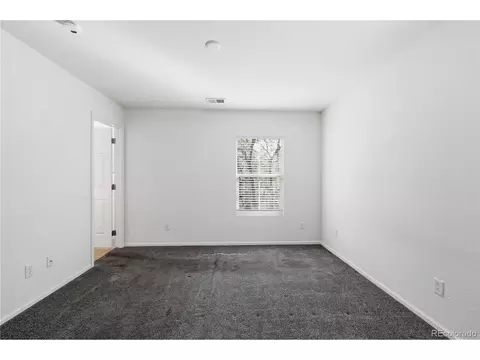 Bedroom - 17262 E Kansas Dr, Aurora, CO 80017 photo 3 of 7