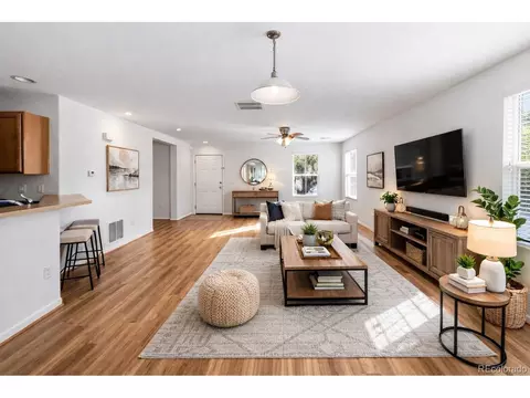 Living - 17262 E Kansas Dr, Aurora, CO 80017 photo 3 of 4
