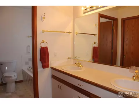 1207 Sharlyn Ct, Evans, CO 80620 photo 9