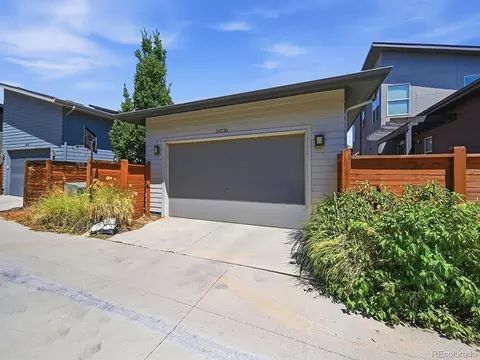 Exterior - 10730 E 26th Ave, Aurora, CO 80010 photo 3 of 4