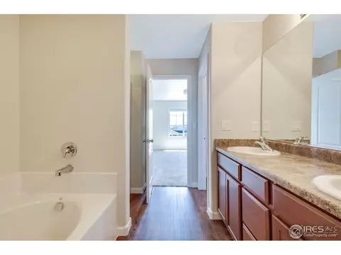 5613 Tumbleweed Ave, Longmont, CO 80504 photo 5