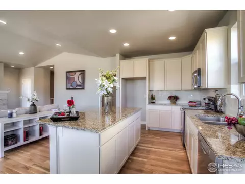 1612 Glacier Ave, Berthoud, CO 80513 photo 2