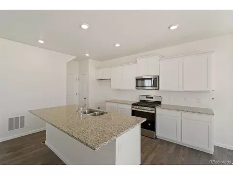 27524 E 1st Pl, Aurora, CO 80018 photo 10