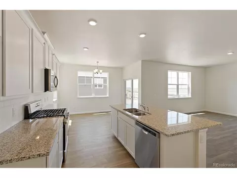 27524 E 1st Pl, Aurora, CO 80018 photo 14