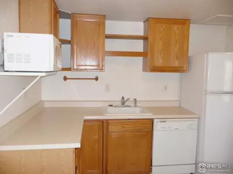 819 5th St, Berthoud, CO 80513 photo 4