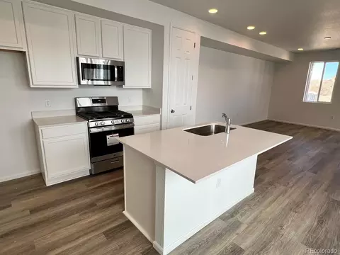21131 E 67th Ave, Aurora, CO 80019 photo 5