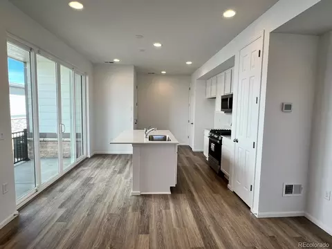 21131 E 67th Ave, Aurora, CO 80019 photo 4