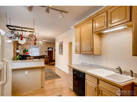 2104 E 17th Ave, Denver, CO 80206 photo 12