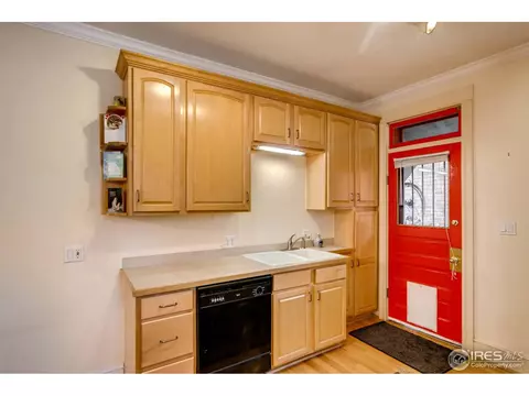 2104 E 17th Ave, Denver, CO 80206 photo 13