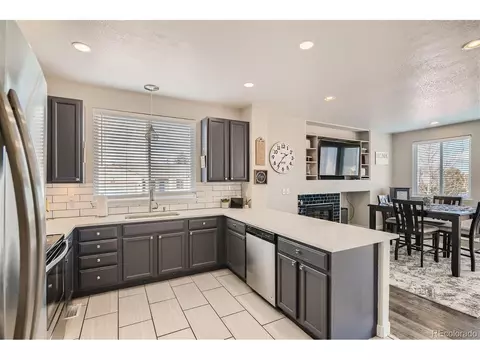 20603 E Jefferson Pl, Aurora, CO 80013 photo 9