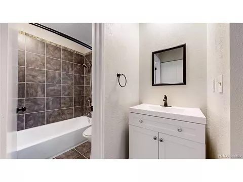 8663 E Davies Ave, Centennial, CO 80112 photo 27