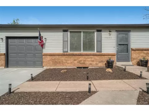 15642 Eldorado Dr, Aurora, CO 80013 photo 2