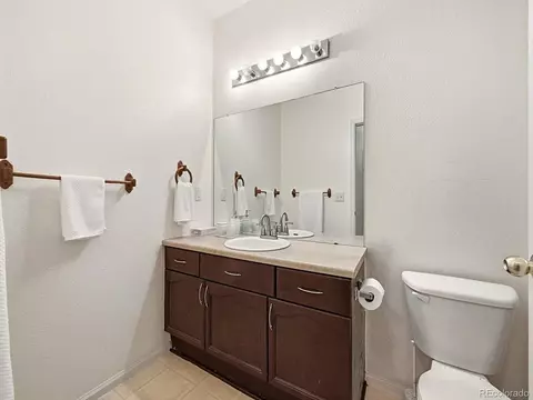 Bath - 14261 E 1st Dr #108, Aurora, CO 80011 photo 3 of 4