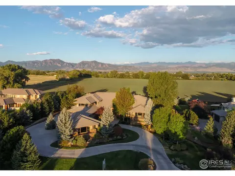 8945 Katherine Ct, Boulder, CO 80303 photo 2
