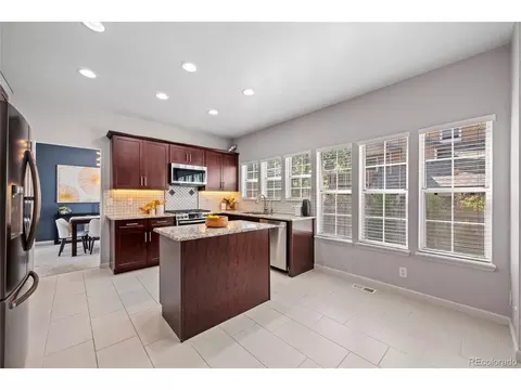 Kitchen - 14192 E Chenango Pl, Aurora, CO 80015 photo 3 of 3