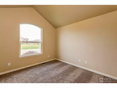 661 Biscayne Ct, Berthoud, CO 80513 photo 3