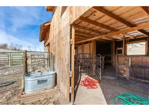 Exterior - 48 Grouse Run, Cotopaxi, CO 81223 photo 8 of 9