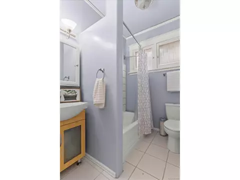 2377 Cherry St, Denver, CO 80207 photo 23