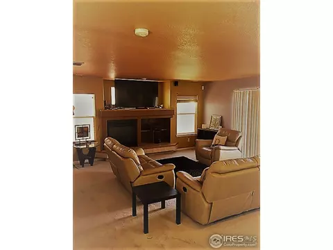 20777 E 39th Ave, Denver, CO 80249 photo 3