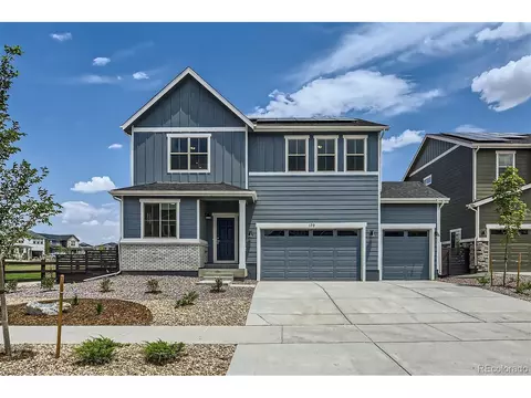 170 S Vandriver Way, Aurora, CO 80018