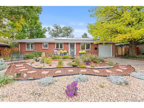 841 E Applewood Ave, Centennial, CO 80121