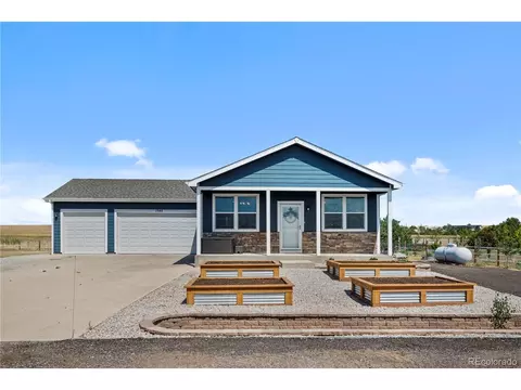 1546 4th Ave, Deer Trail, CO 80105
