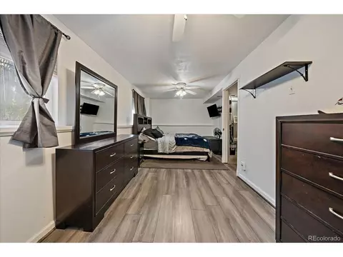 18902 E 17th Ave, Aurora, CO 80011 photo 14