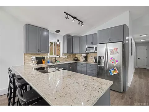 Kitchen - 809 Roland Dr, Bailey, CO 80421 photo 4 of 5
