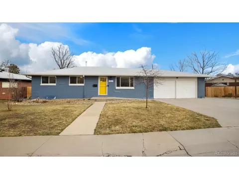 9807 Grandview Ave, Arvada, CO 80002