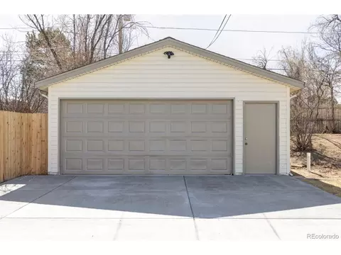 7440 E 22nd Ave, Denver, CO 80207 photo 33