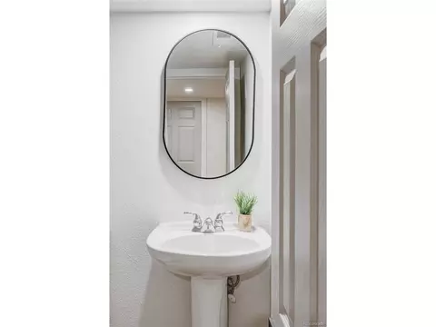 7440 E 22nd Ave, Denver, CO 80207 photo 30